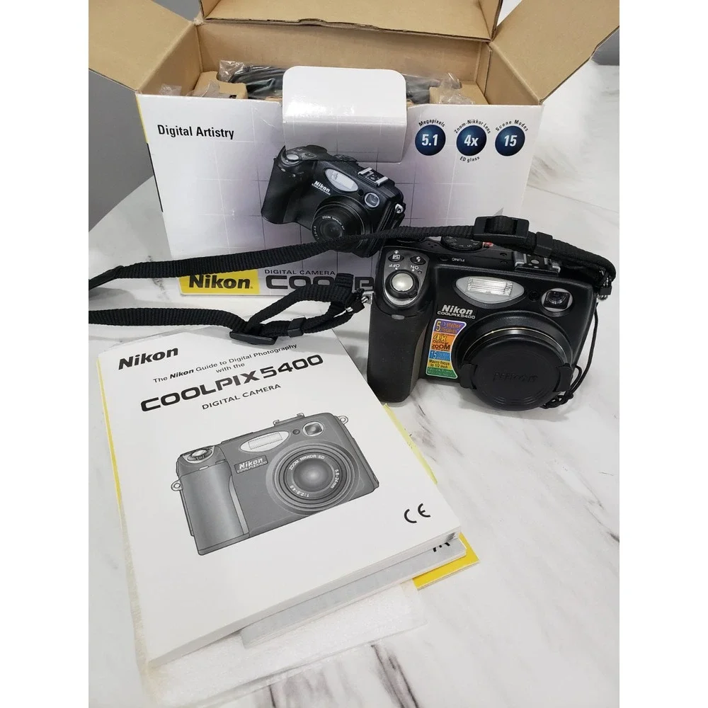 Nikon COOLPIX E5400 5.1MP Digital Camera
